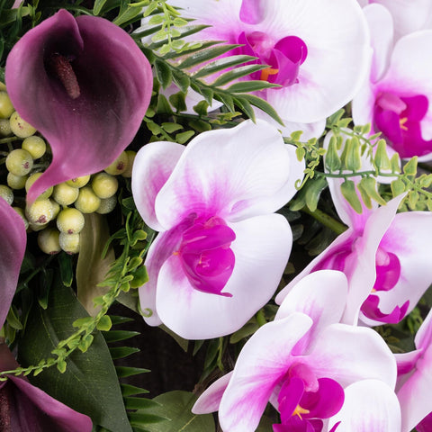 Honoring Loved Ones with Lifelike Artificial Flowers