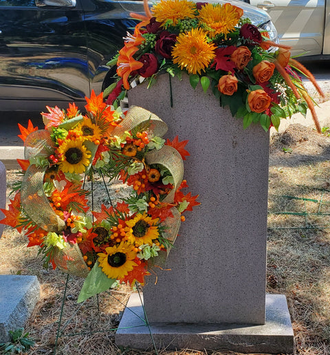 "Splendour of Fall Tombstone Wreath-26" Diameter